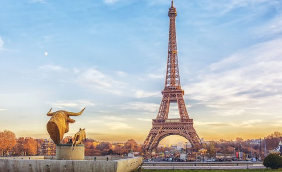 The Best Eiffel Tower Tour Options For Early Risers